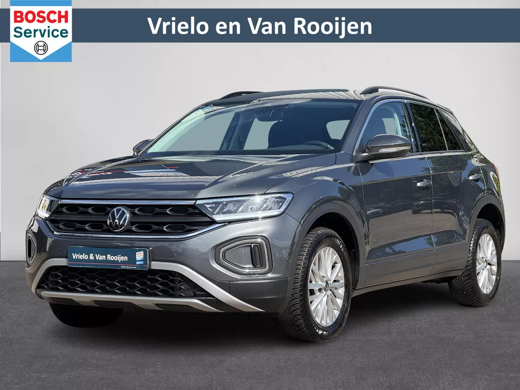 Volkswagen T-Roc 1.0 TSI Life | Clima | Carplay | PDC voor + achter | LM velgen | ( Vestiging - Nieuwegein ) Volkswagen T-Roc 1.0 TSI Life | Clima | Carplay | PDC voor + achter | LM velgen | ( Vestiging - Nieuwegein )