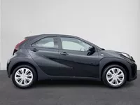 Toyota Aygo X 1.0 VVT-i MT Play NIEUW! | Airco | ACC | Camera | Stoelverwarming | DAB | ( Vesteging - Nieuwegein ) Foto