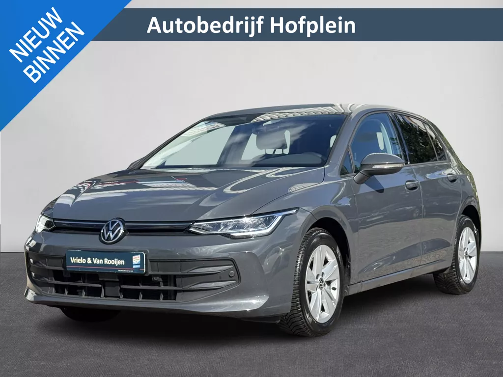 Volkswagen Golf 1.5 TSI Life | 17&quot;LM-Velgen| LED Verlichting | Stuur/Stoelverwarming | Apple Carplay/Android Auto | Climate Control | Digitaal Dashboard | Keyless Entry/Start/ Parkeer Sensoren ( Vestiging - Vianen Tel:0347-371248 )