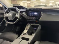 Peugeot 408 1.2 PureTech Allure 130pk Automaat | Navigatie | Climate Control | Digitaal Dashboard| ParkeerSensoren | Apple Carplay/Android Auto | LED Verlichting | Keyless entry ( Vestiging - Vianen Tel: 0347-371248 ) Foto