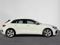 Audi A3 Sportback 30 TFSI S edition | Automaat | Airco | Carplay | Cruise | LED | Navi | LM velgen | ( Vestiging - Nieuwegein ) Foto